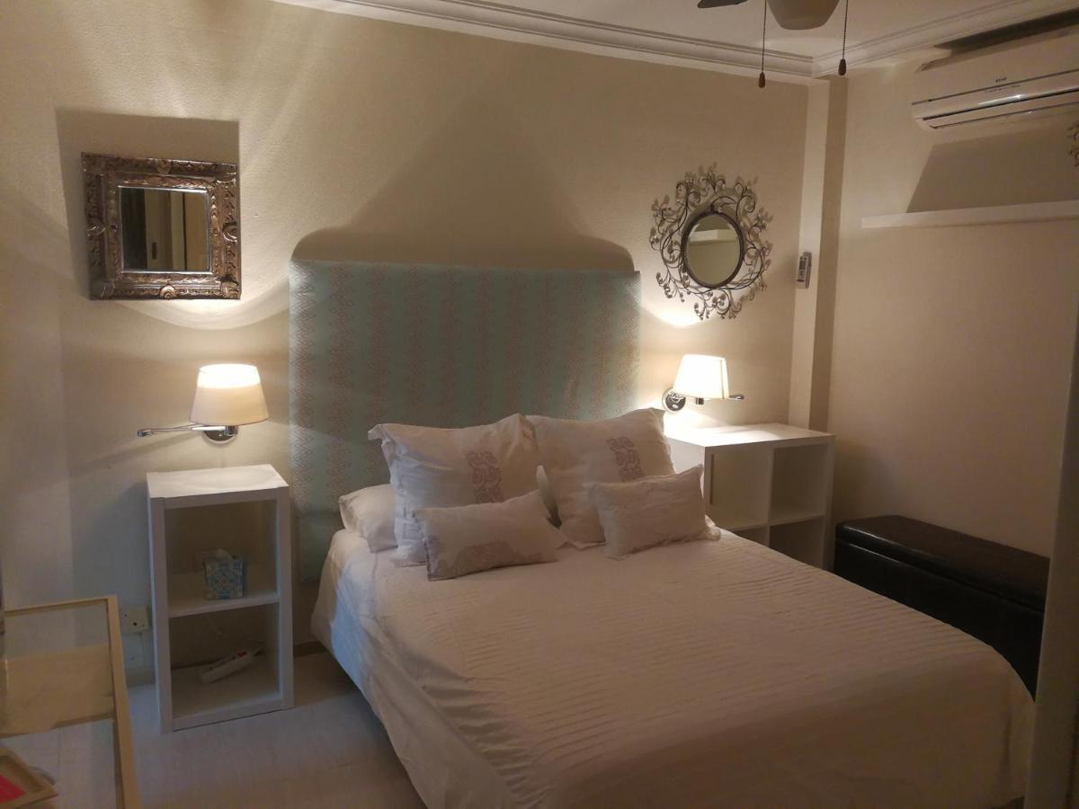 Apartamentos Flamenco B&B เซบีญา ภายนอก รูปภาพ