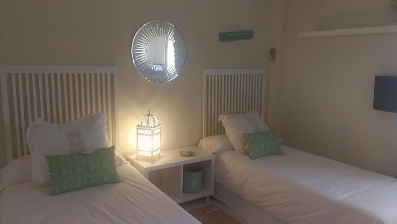 Apartamentos Flamenco B&B เซบีญา ภายนอก รูปภาพ