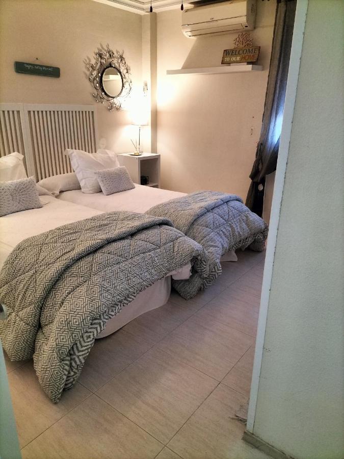 Apartamentos Flamenco B&B เซบีญา ภายนอก รูปภาพ