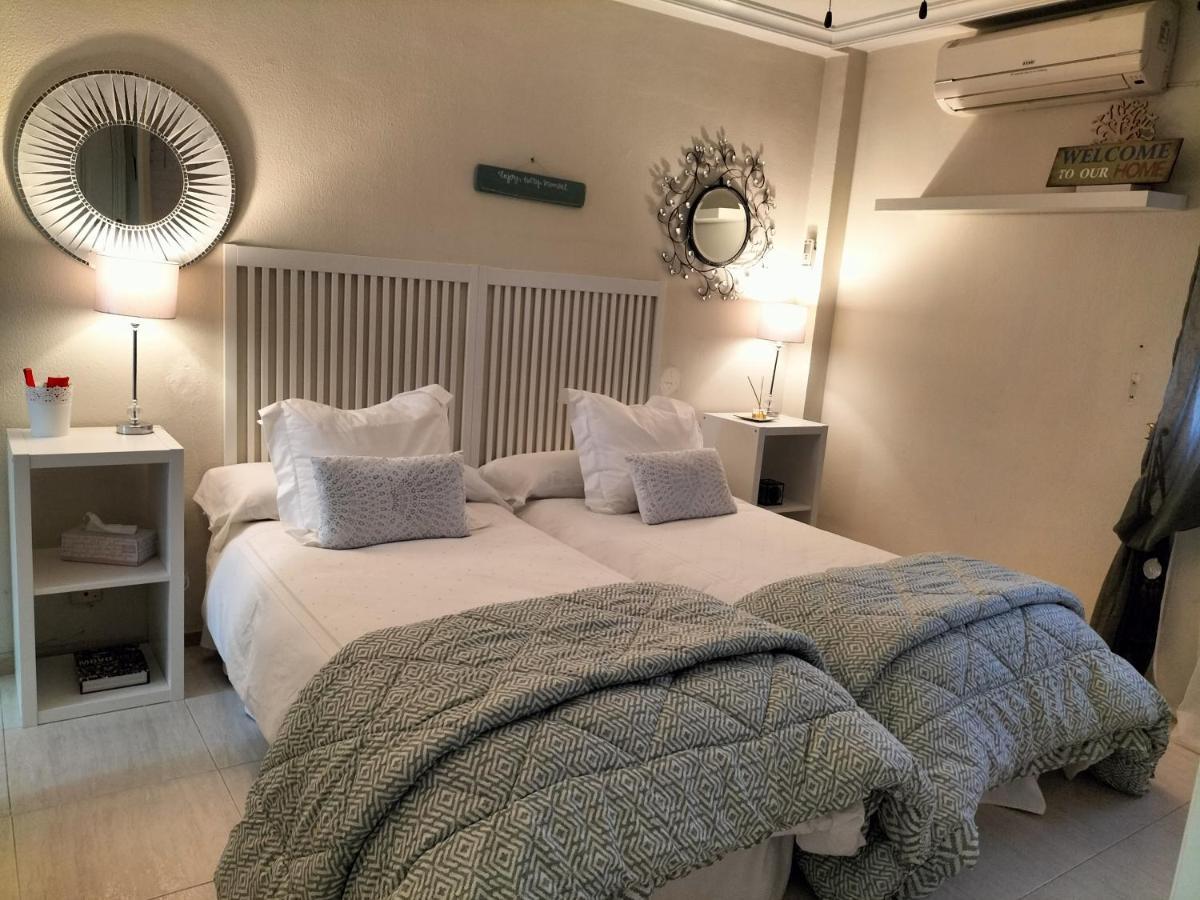 Apartamentos Flamenco B&B เซบีญา ภายนอก รูปภาพ